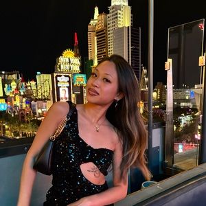 Meet your Posher, Alina
